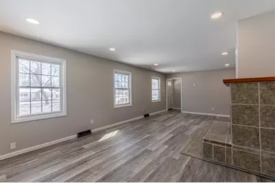 1014 Holland Drive, Rock Falls, IL 61071 - Photo 6