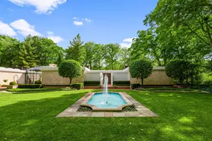 240 Shore Acres Cir, Lake Bluff, IL 60044 - Photo 1