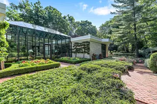 240 Shore Acres Cir, Lake Bluff, IL 60044 - Photo 4