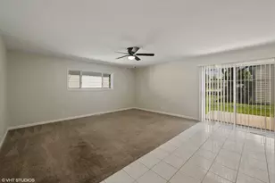 564 White Oak Rd, Bolingbrook, IL 60440 - Photo 2