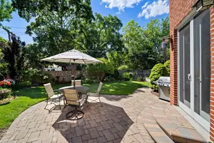 9530 Harding Ave, Evanston, IL 60203 - Photo 48