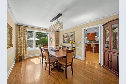 9530 Harding Avenue, Evanston, IL 60203 - Photo 10