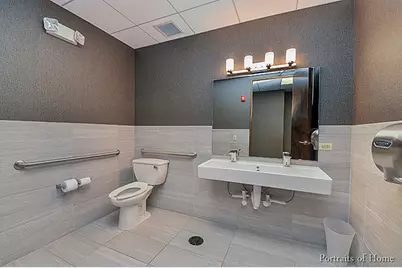 1121 Warren Avenue #200, Downers Grove, IL 60515 - Photo 14