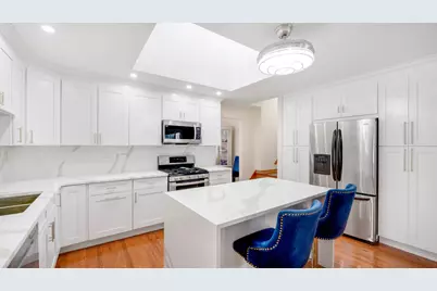 4832 W 107th Street, Oak Lawn, IL 60453 - Photo 8