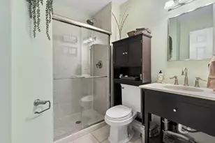 3003 N Kenmore Ave, Chicago, IL 60657 - Photo 10