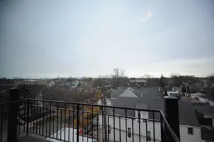 2903 W Irving Park Rd, Chicago, IL 60618 - Photo 18