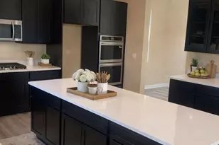 579 Cherry Ct, Yorkville, IL 60560 - Photo 12