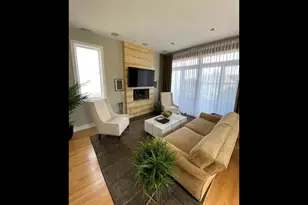 1248 N Cleaver St, Chicago, IL 60642 - Photo 2