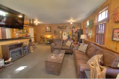 402 W Lincolnway Road, Morrison, IL 61270 - Photo 22