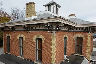 402 W Lincolnway Road, Morrison, IL 61270 - Photo 6