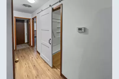 609 E Porter Avenue, Watseka, IL 60970 - Photo 8