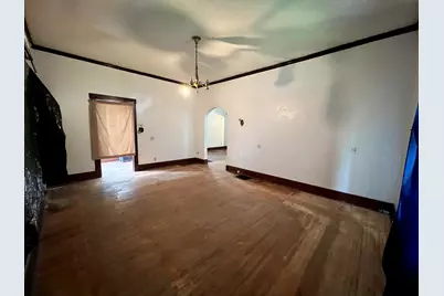 657 W Wood Street, Decatur, IL 62522 - Photo 10