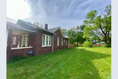 657 W Wood Street, Decatur, IL 62522 - Photo 20