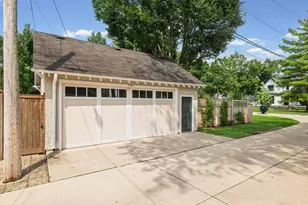 1062 Ash St, Winnetka, IL 60093 - Photo 60