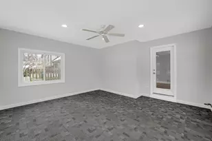 [Address not provided], Wheaton, IL 60187 - Photo 18