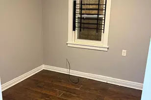 8127 S Coles Ave, Chicago, IL 60617 - Photo 10