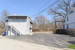 2542-2558 Green Bay Rd, Highland Park, IL 60035 - Photo 4