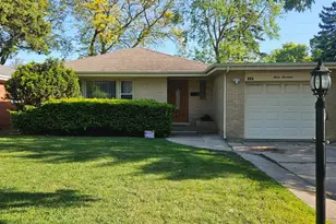 717 Oakton St, Park Ridge, IL 60068 - Photo 2