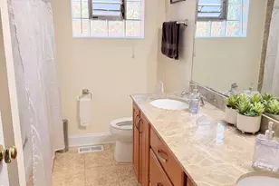 717 Oakton St, Park Ridge, IL 60068 - Photo 12