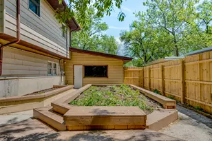 426 Tomahawk St, Park Forest, IL 60466 - Photo 24