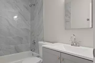 6855 Dove Ave, Woodridge, IL 60517 - Photo 14