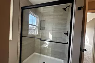 2511 Savanna Rd, Bloomington, IL 61705 - Photo 18