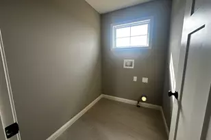 2511 Savanna Rd, Bloomington, IL 61705 - Photo 14