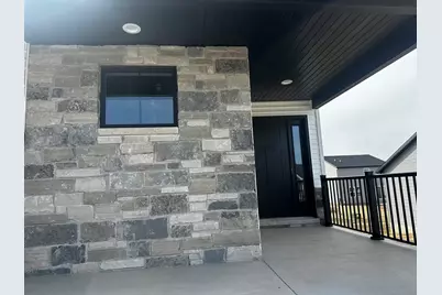 2511 Savanna Road, Bloomington, IL 61705 - Photo 2