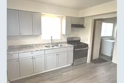 715 E 155th Court, Phoenix, IL 60426 - Photo 8