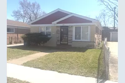 715 E 155th Court, Phoenix, IL 60426 - Photo 1