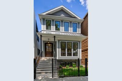 1753 W Barry Avenue, Chicago, IL 60657 - Photo 1