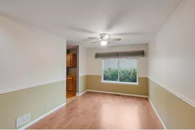42 W Dahlia Lane, Round Lake Beach, IL 60073 - Photo 12