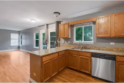 42 W Dahlia Lane, Round Lake Beach, IL 60073 - Photo 14