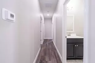 708 Justice St, Tuscola, IL 61953 - Photo 14