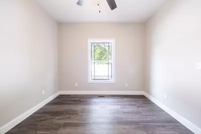 708 Justice Street, Tuscola, IL 61953 - Photo 18