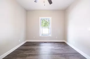 708 Justice St, Tuscola, IL 61953 - Photo 18