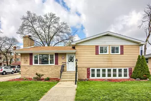 2356 183rd Pl, Lansing, IL 60438 - Photo 2