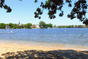 68 Beech Dr, Lake Zurich, IL 60047 - Photo 8