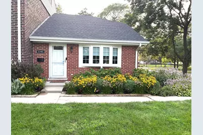 5702 S Park Avenue, Hinsdale, IL 60521 - Photo 1