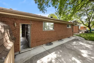 415 E Atwater Avenue, Elmhurst, IL 60126 - Photo 52
