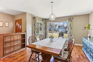 215 Wheeler Ave, Joliet, IL 60436 - Photo 6