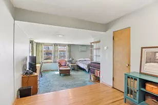 215 Wheeler Ave, Joliet, IL 60436 - Photo 10