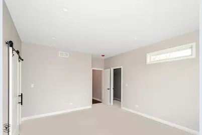 533 E Division Street, Lockport, IL 60441 - Photo 14