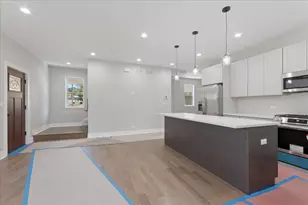 533 E Division St, Lockport, IL 60441 - Photo 10