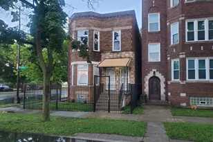 1 W 112th Pl, Chicago, IL 60628 - Photo 2