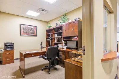 600 Dakota Street #B, Crystal Lake, IL 60012 - Photo 8