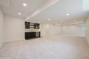 [Address not provided], Willowbrook, IL 60527 - Photo 16