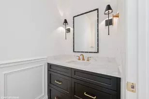 [Address not provided], Willowbrook, IL 60527 - Photo 22