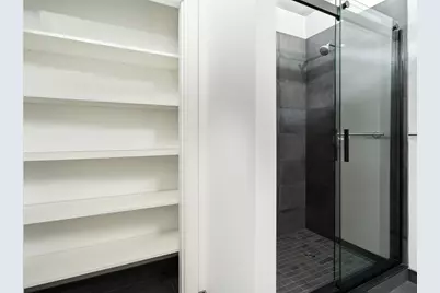 234 W Polk Street #2402, Chicago, IL 60607 - Photo 12