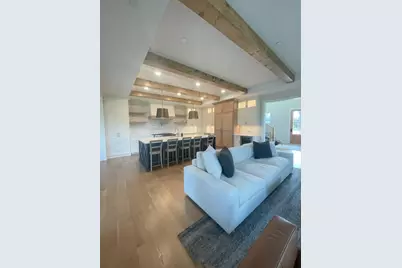 650 E Van Buren Street, Villa Park, IL 60181 - Photo 2